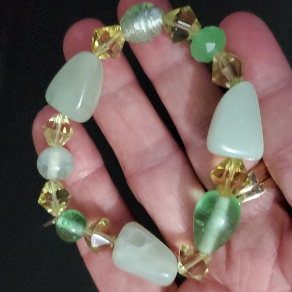 Vintage Beaded Bracelt - Picture 3 of 3